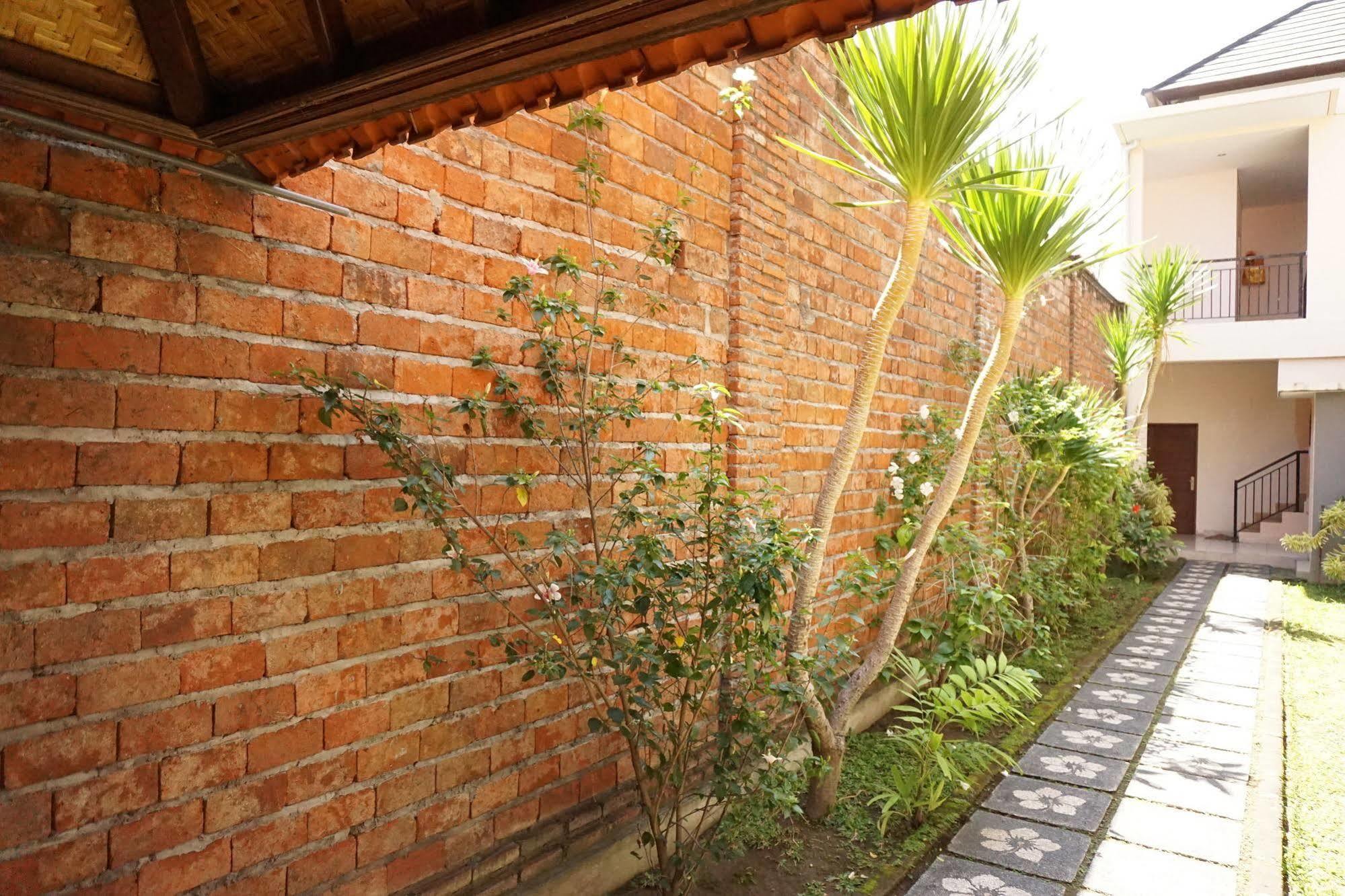 Cameng Homestay เดนปาซาร์ ภายนอก รูปภาพ